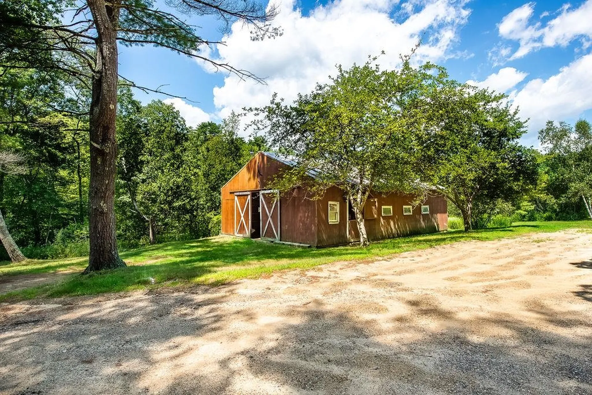 227 Tolend Road Barrington NH 03825