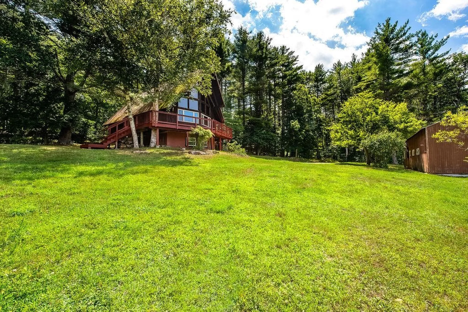227 Tolend Road Barrington NH 03825
