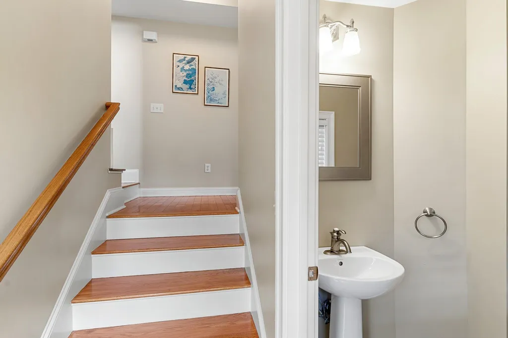 34 Madison Street Portsmouth NH 03801