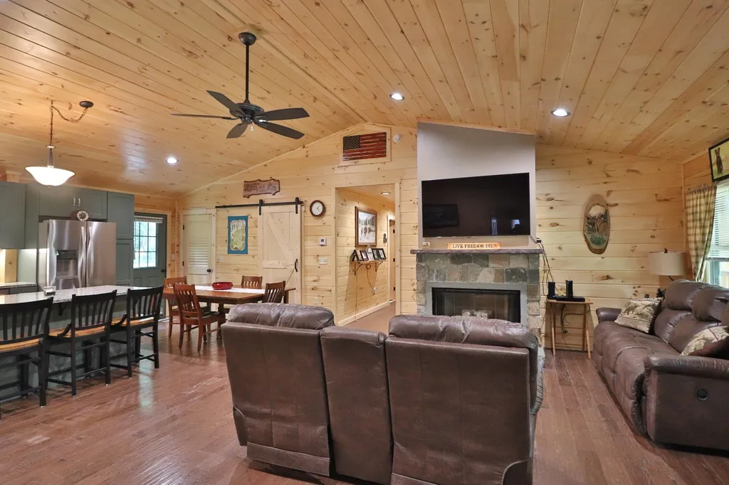 11 Amherst Lane Haverhill NH 03785