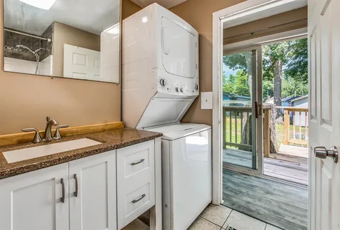 343 Old Lake Shore Road Gilford NH 03249