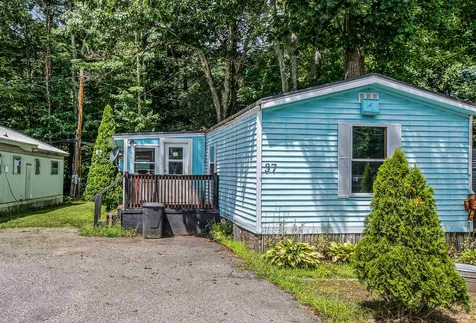 343 Old Lake Shore Road Gilford NH 03249