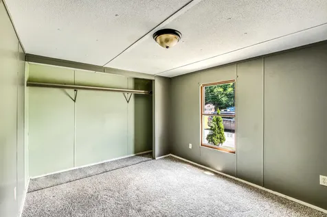 343 Old Lake Shore Road Gilford NH 03249