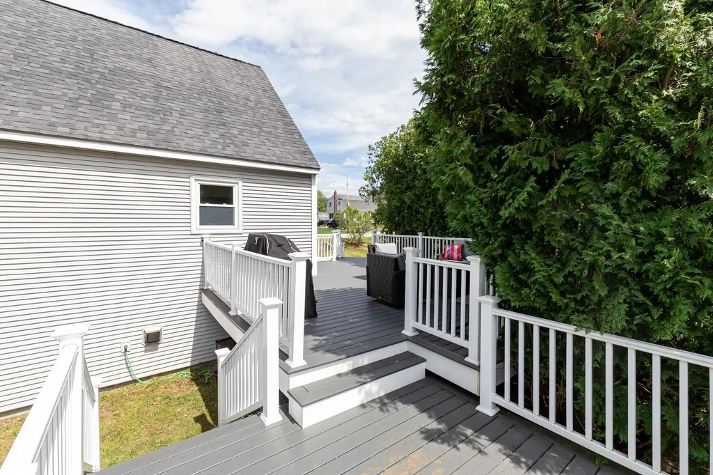 447 Terrie Drive Pembroke NH 03275