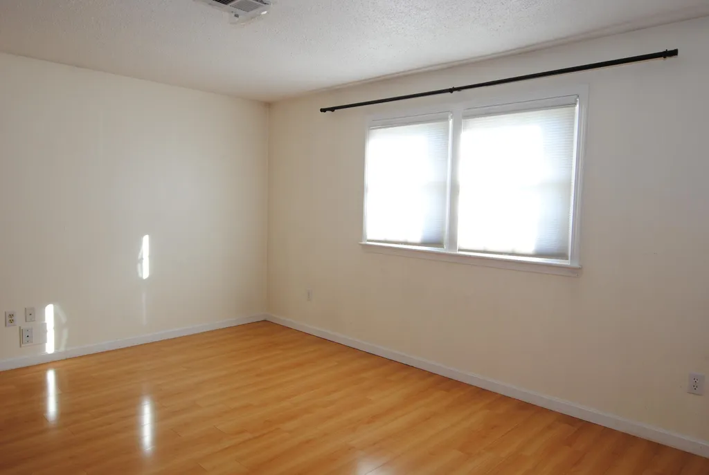 223 Fox Hollow Drive Hudson NH 03051