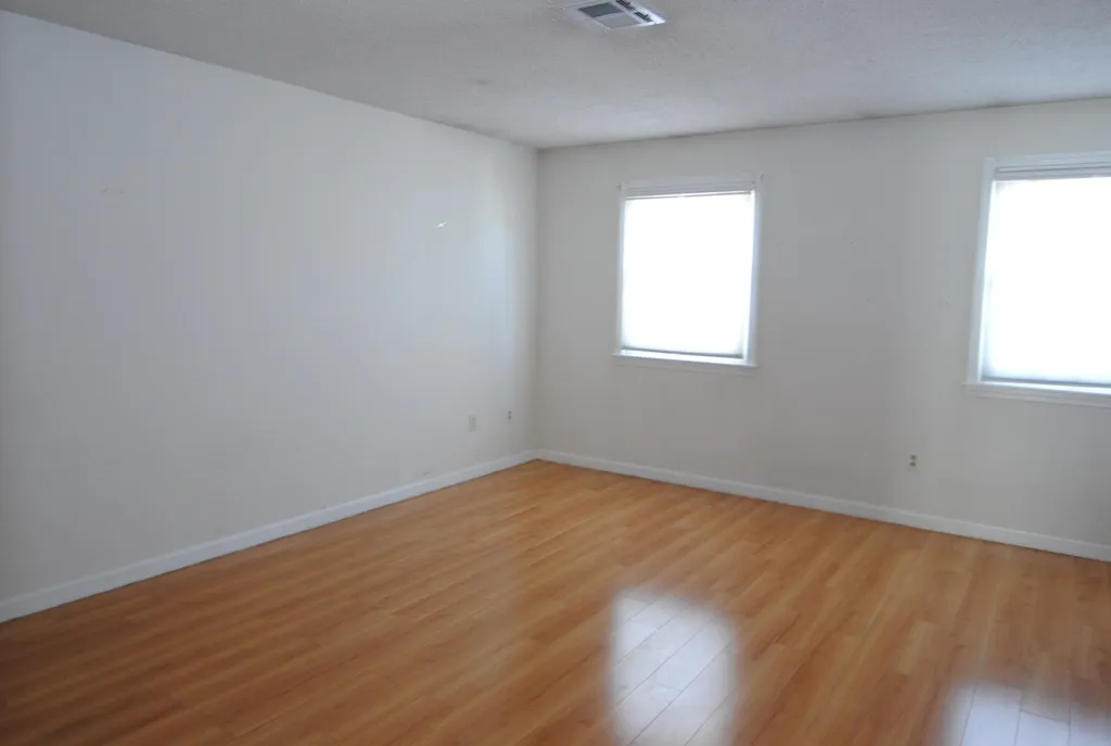 223 Fox Hollow Drive Hudson NH 03051