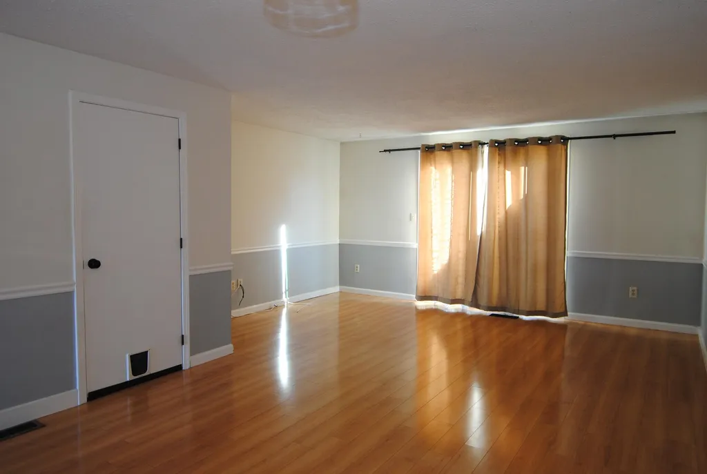 223 Fox Hollow Drive Hudson NH 03051