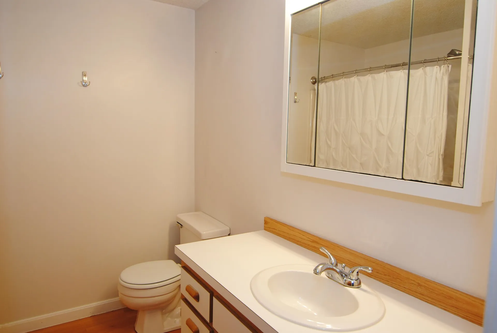 223 Fox Hollow Drive Hudson NH 03051
