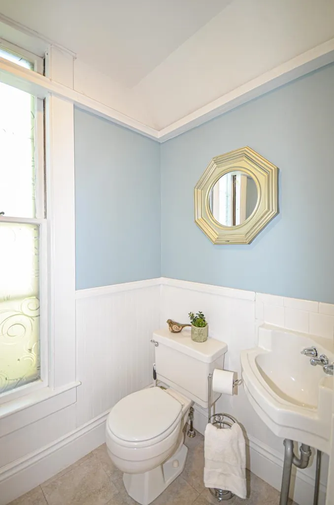 2288 Elm Street Manchester NH 03104
