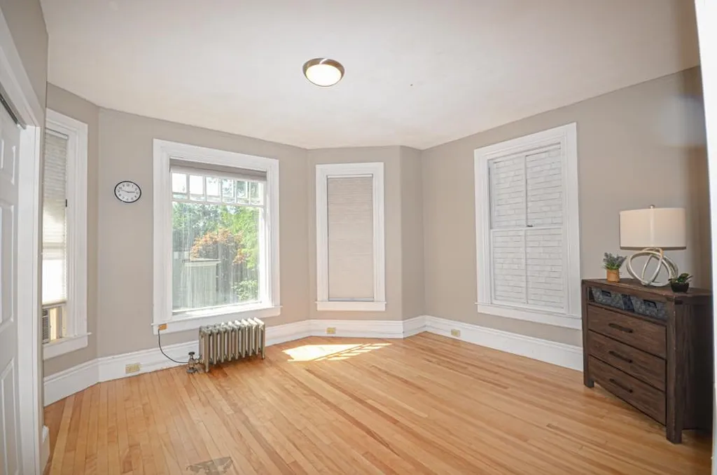 2288 Elm Street Manchester NH 03104