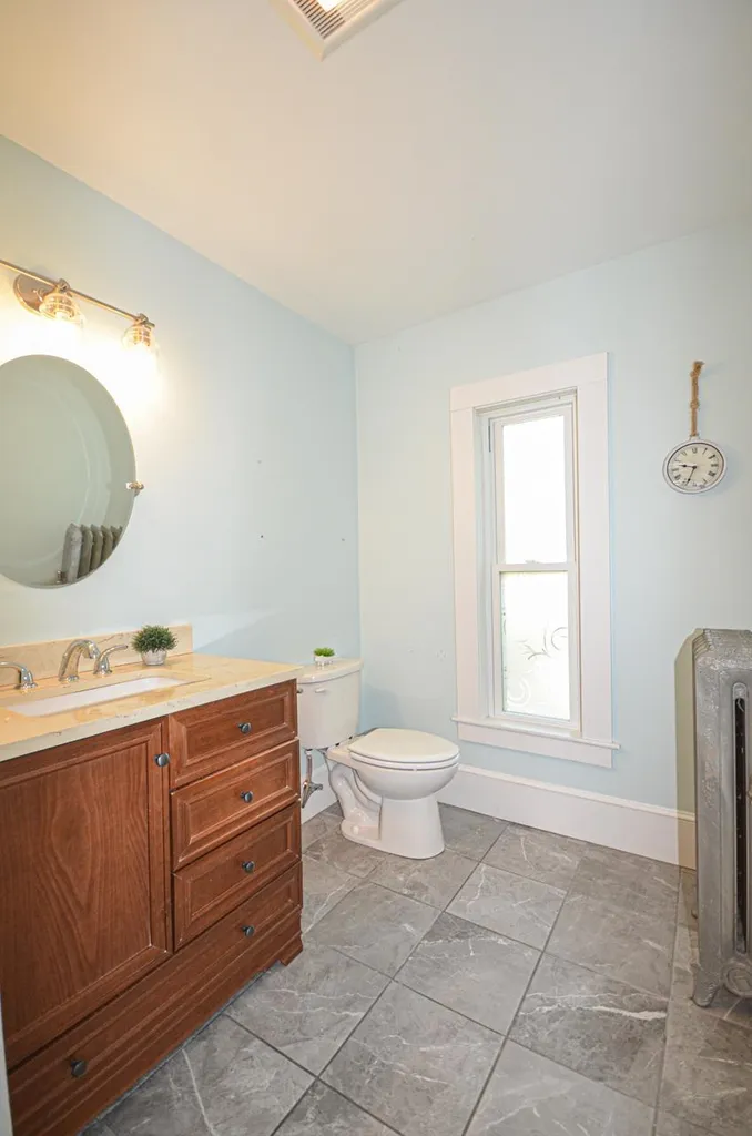 2288 Elm Street Manchester NH 03104