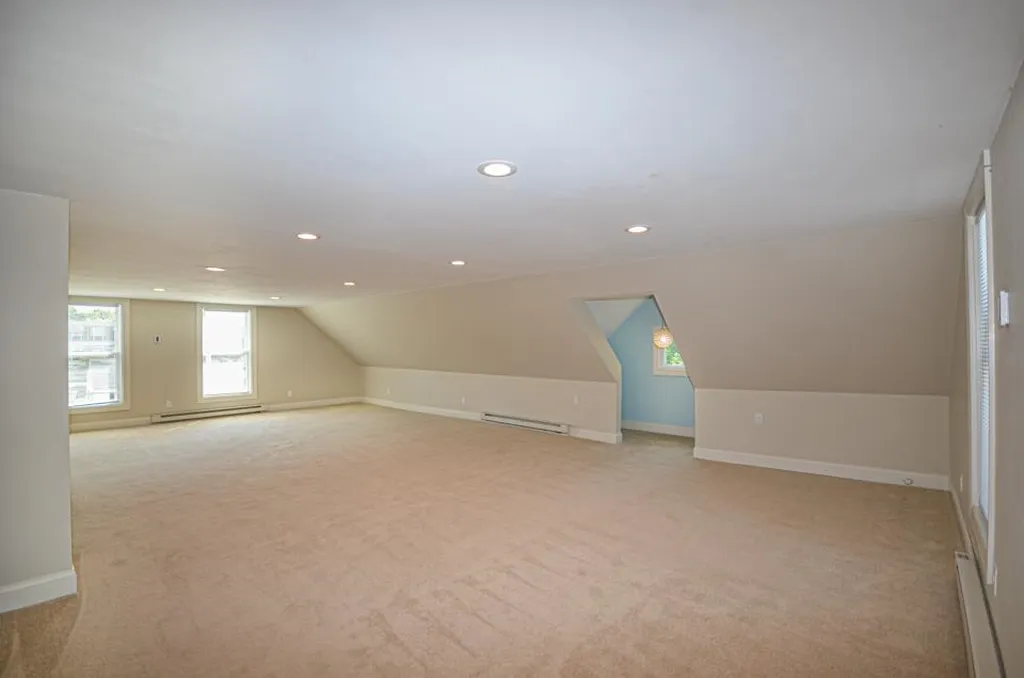 2288 Elm Street Manchester NH 03104