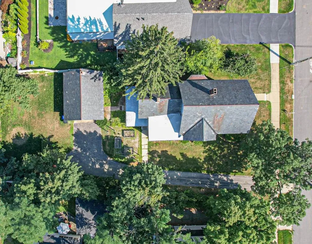 2288 Elm Street Manchester NH 03104
