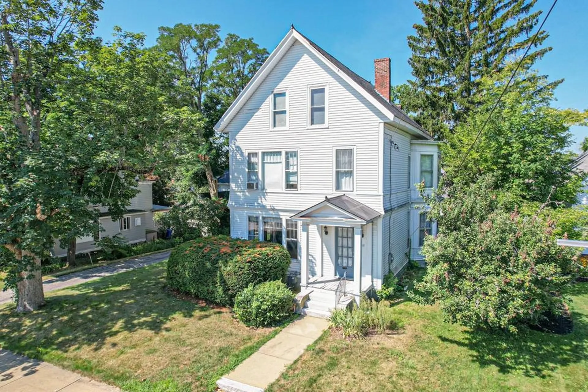 2288 Elm Street Manchester NH 03104