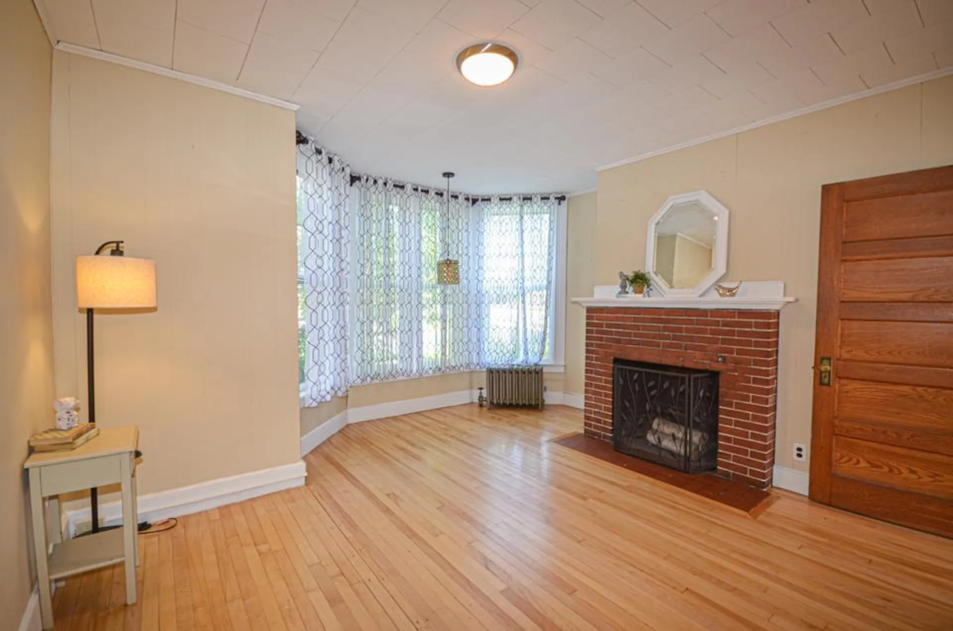 2288 Elm Street Manchester NH 03104