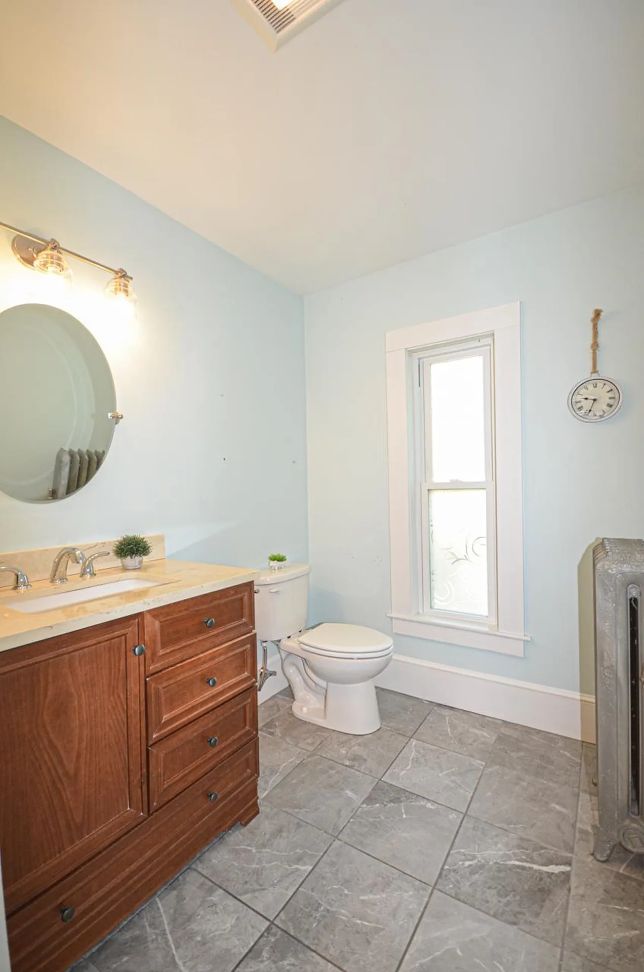 2288 Elm Street Manchester NH 03104