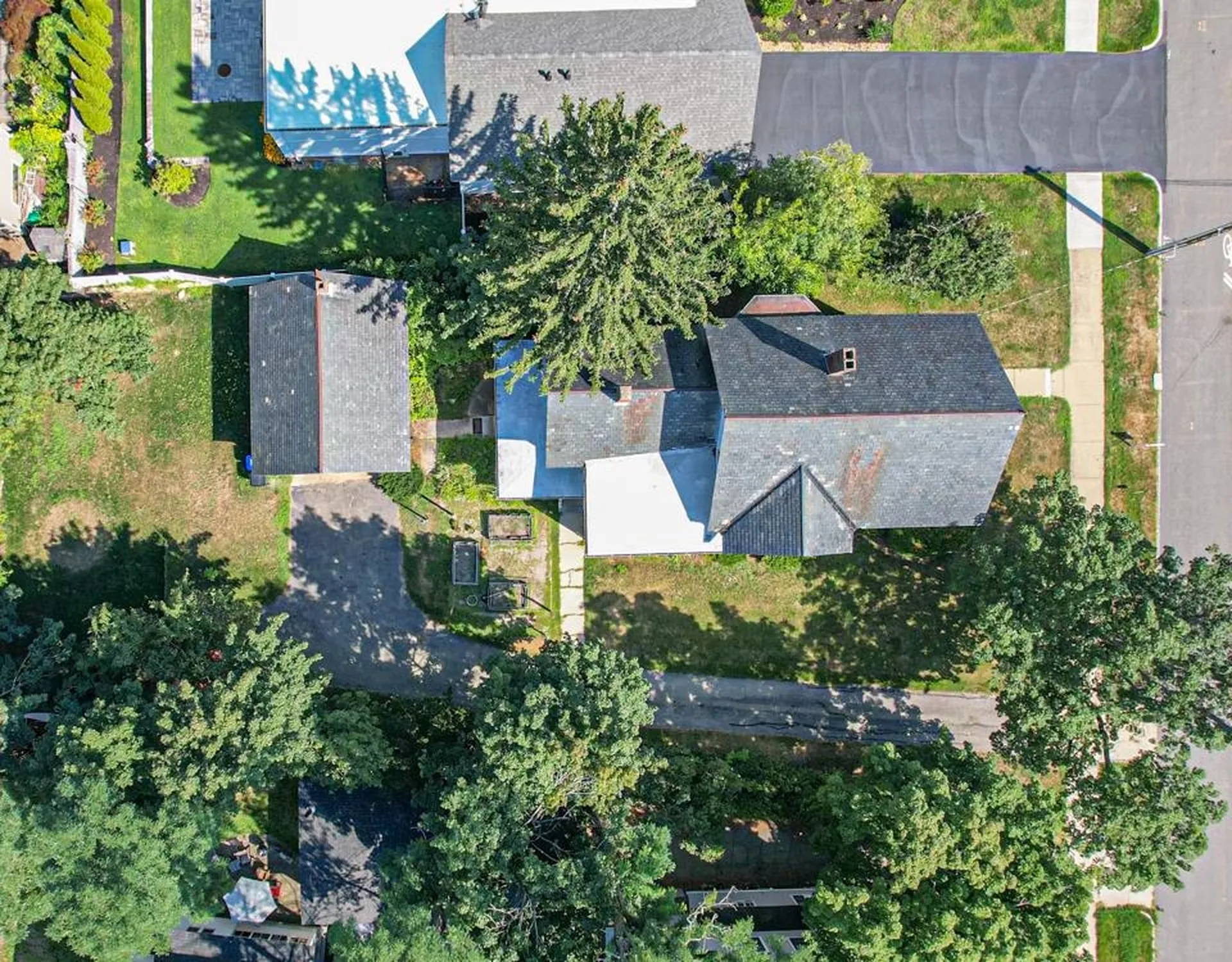 2288 Elm Street Manchester NH 03104