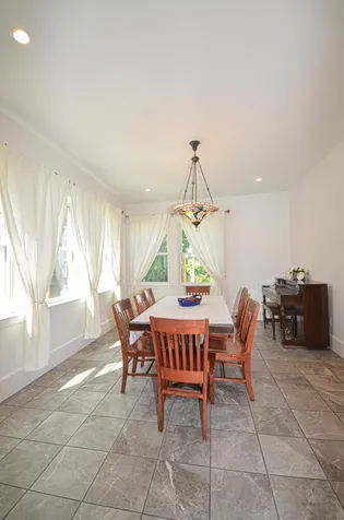 2288 Elm Street Manchester NH 03104