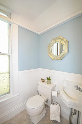2288 Elm Street Manchester NH 03104
