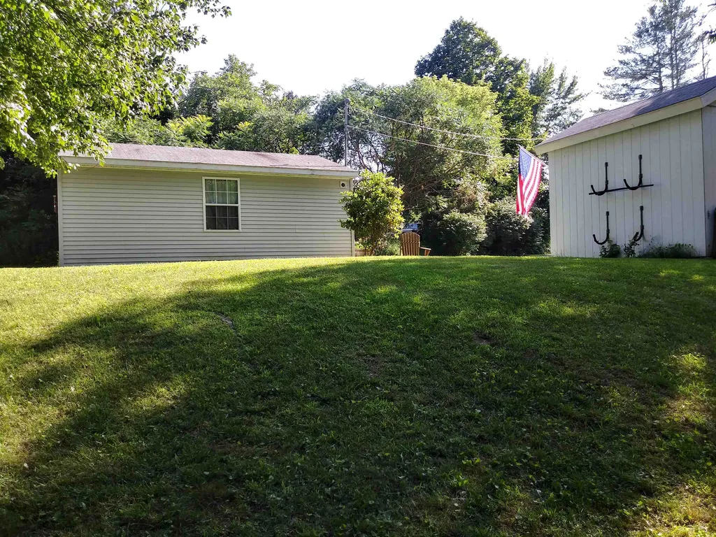 10 Webster Avenue Claremont NH 03743