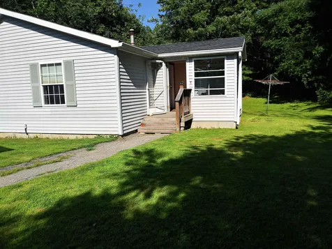10 Webster Avenue Claremont NH 03743