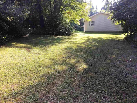 10 Webster Avenue Claremont NH 03743