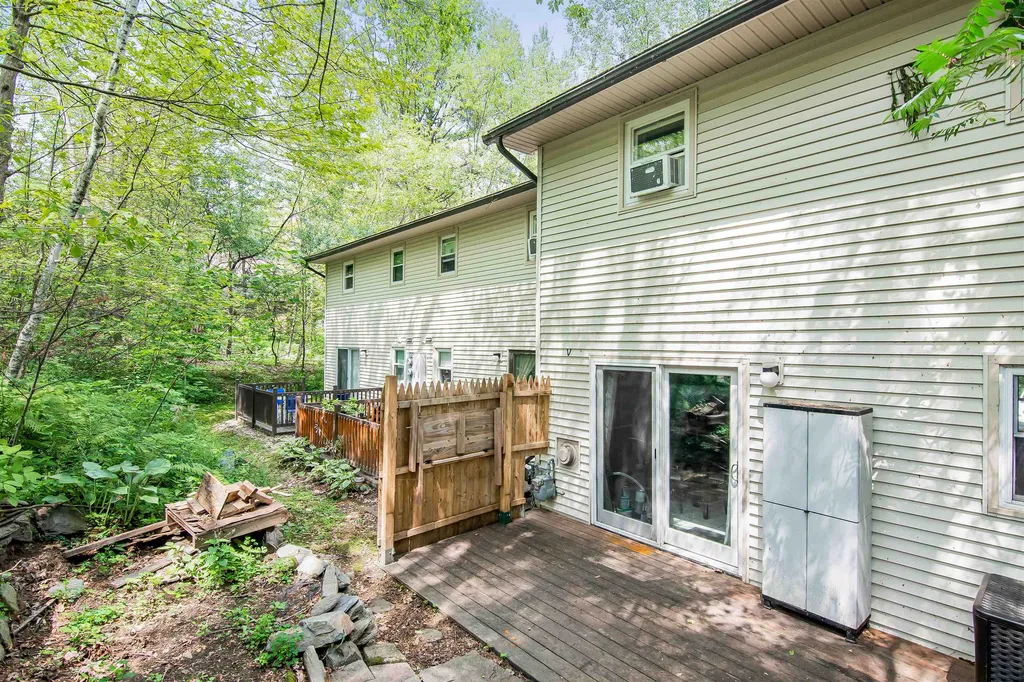 86 Pinecrest Drive Essex Junction VT 05452