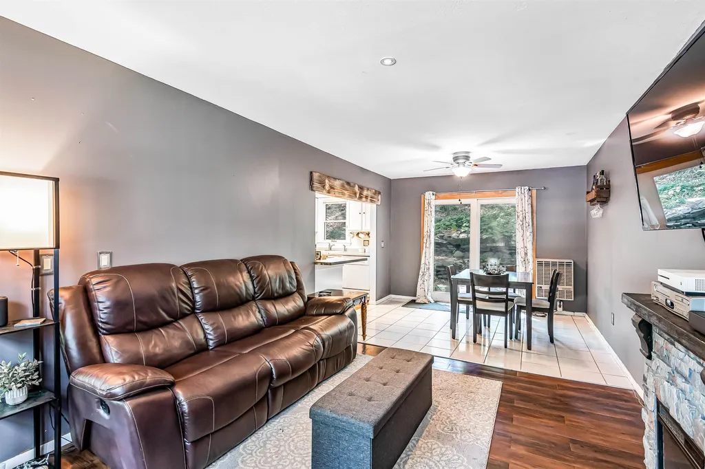86 Pinecrest Drive Essex Junction VT 05452