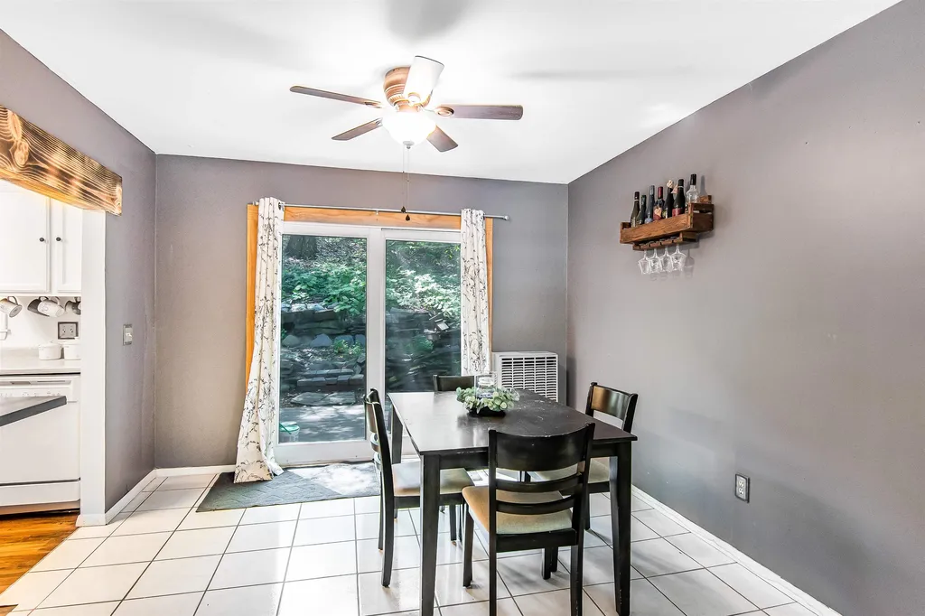 86 Pinecrest Drive Essex Junction VT 05452