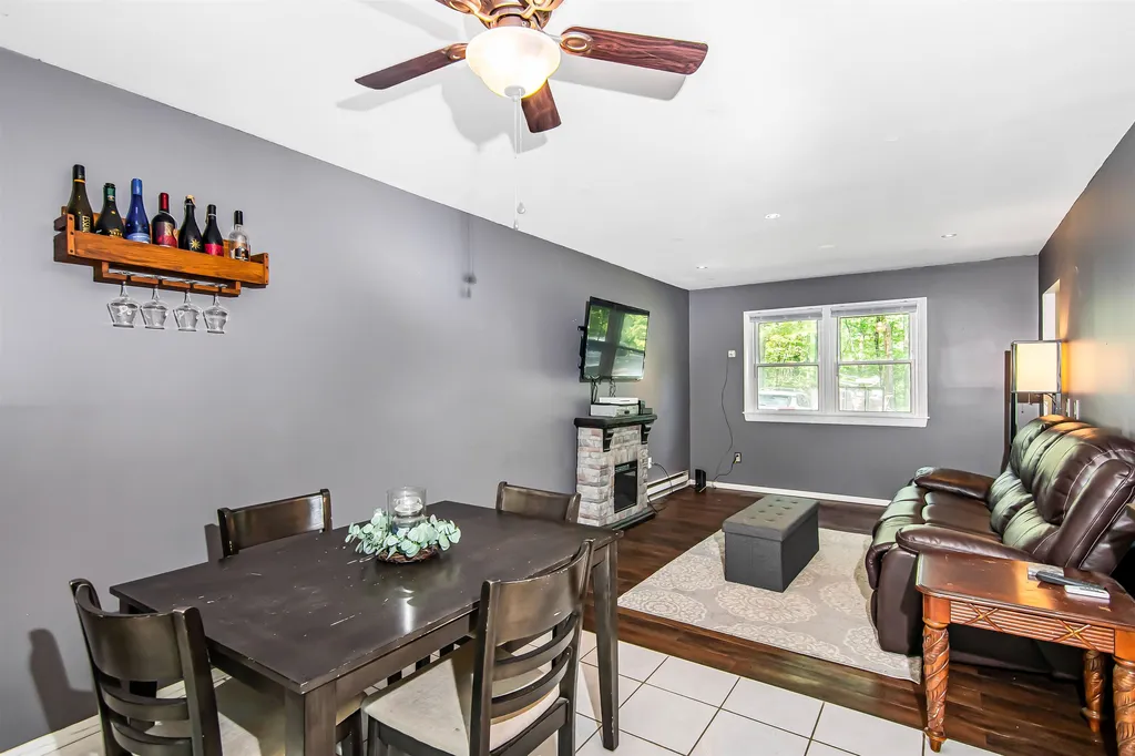 86 Pinecrest Drive Essex Junction VT 05452