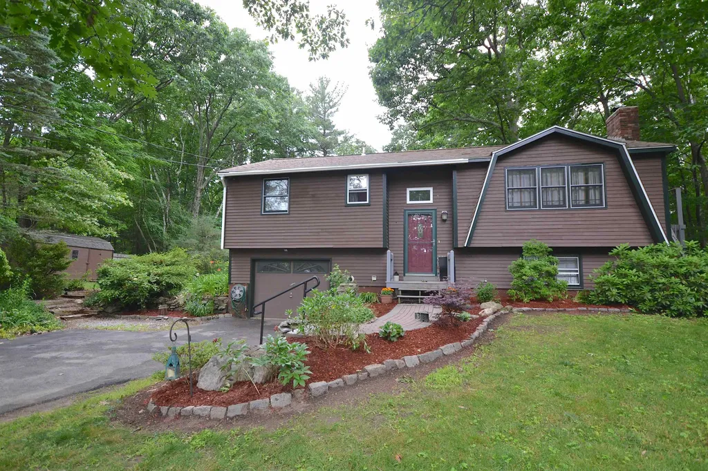 185 High Range Road Londonderry NH 03053