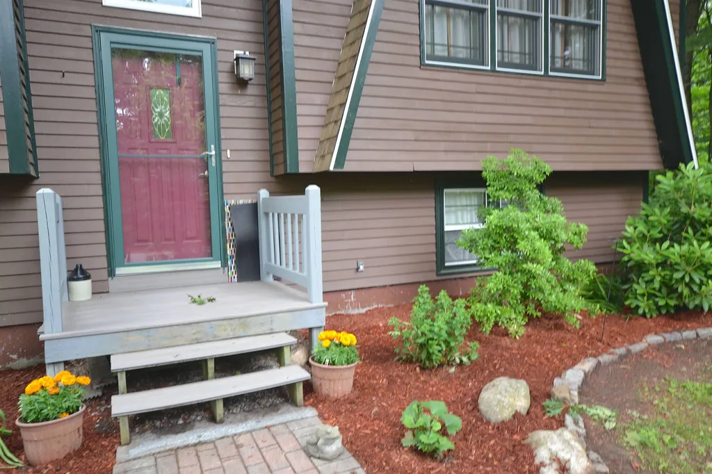 185 High Range Road Londonderry NH 03053