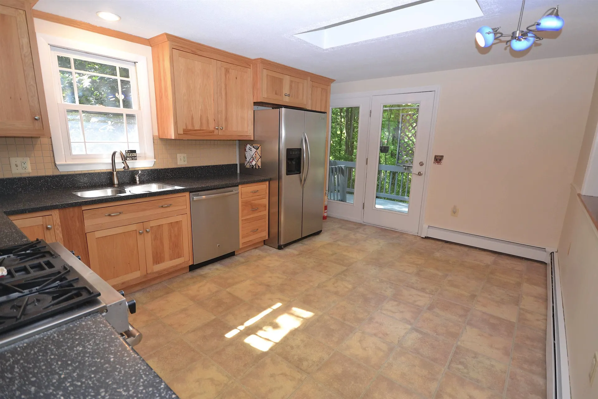 185 High Range Road Londonderry NH 03053