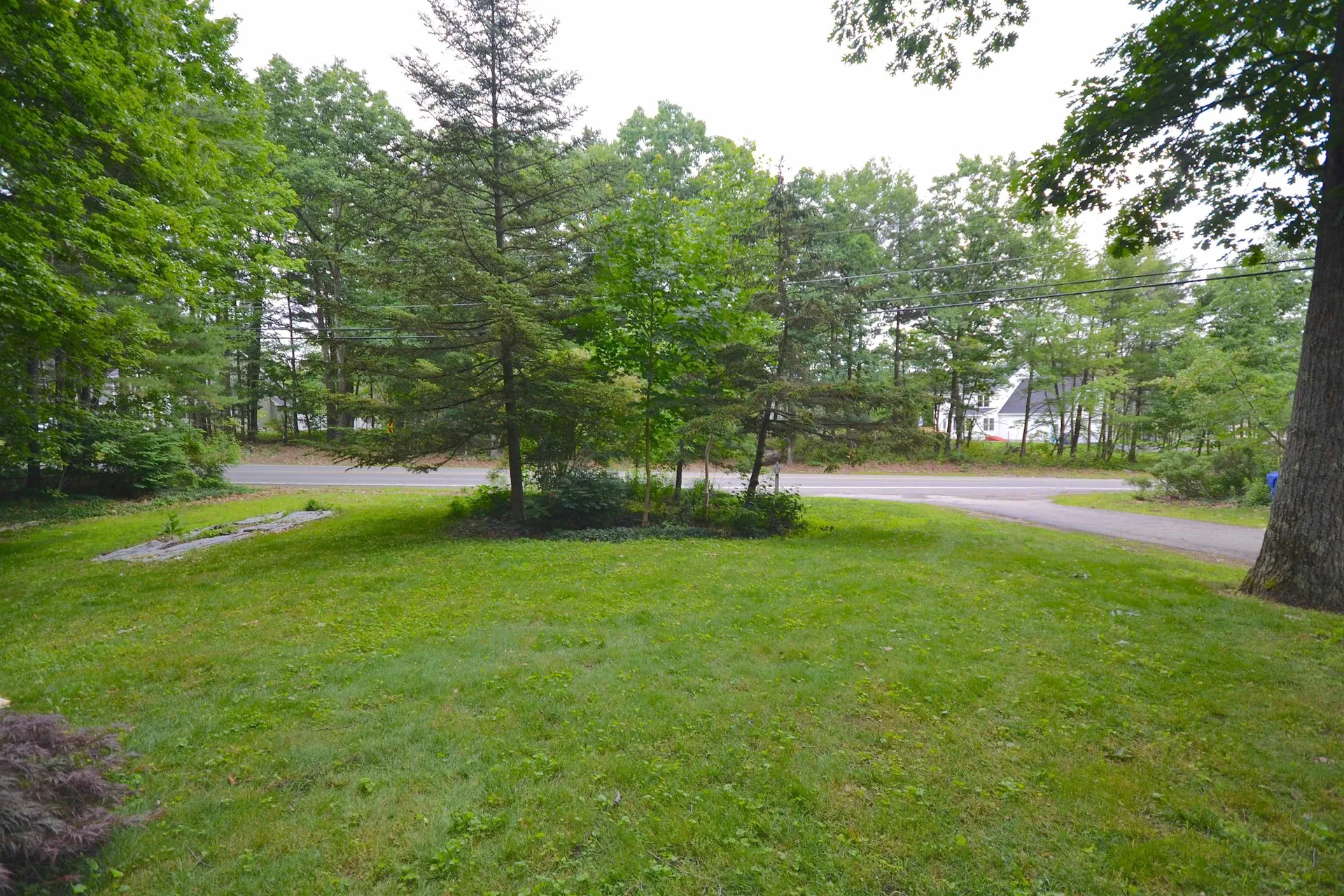 185 High Range Road Londonderry NH 03053