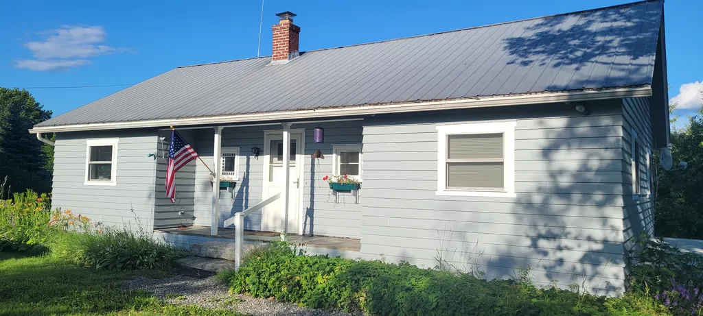 3802 Lake Road Newport Town VT 05857