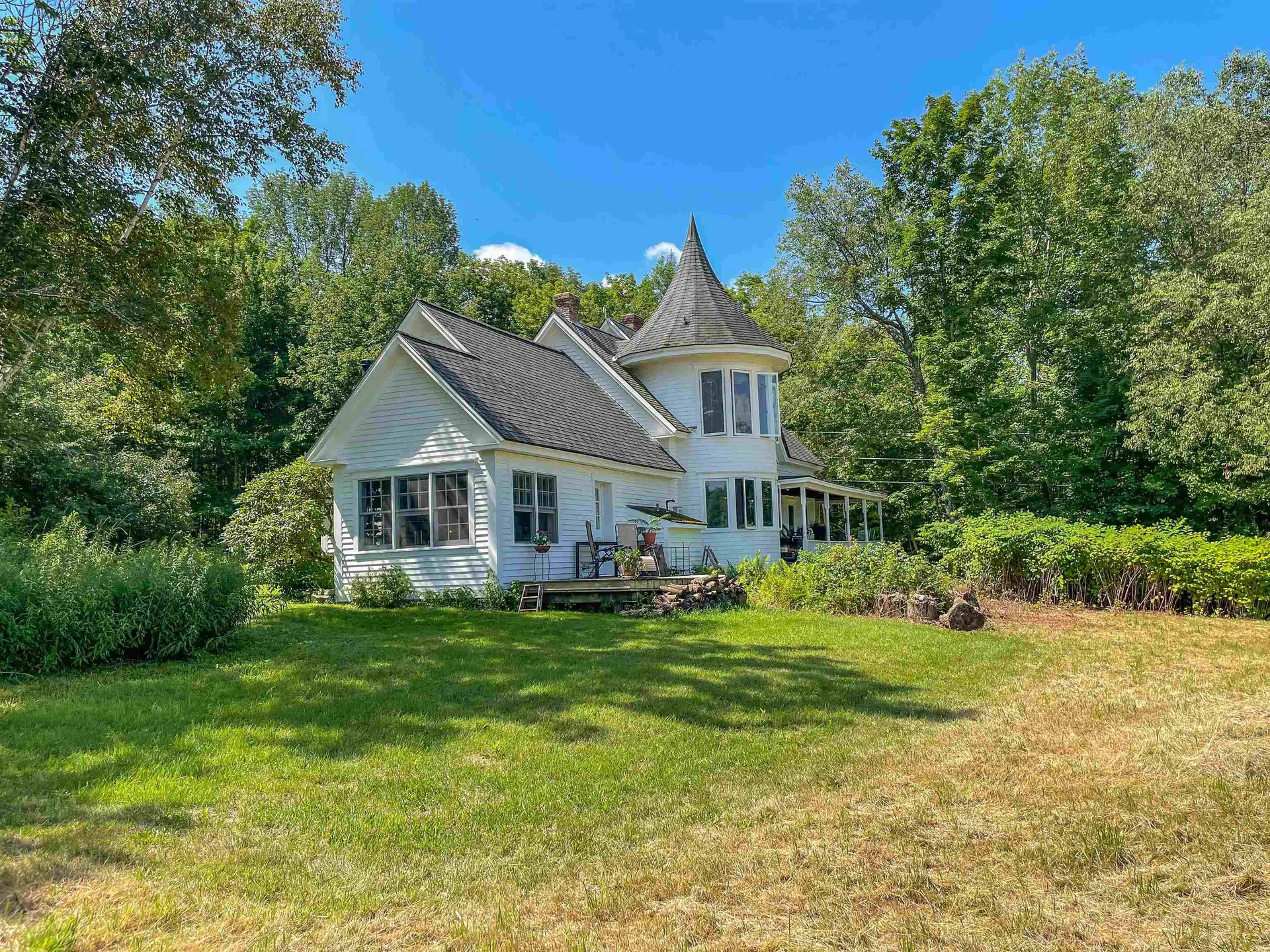 20 Hodge Road Lancaster NH 03584