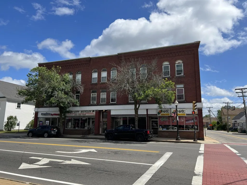 50 South Main Street Rochester NH 03867
