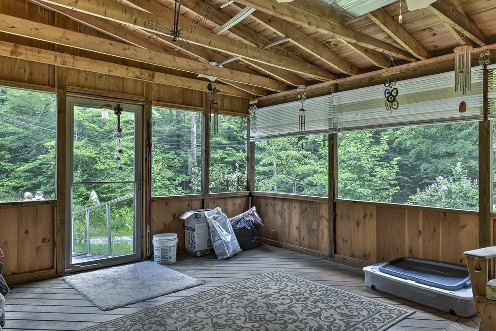 10 Burt Hill Road Winchester NH 03470