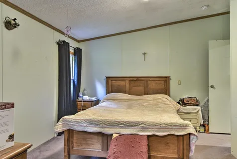 10 Burt Hill Road Winchester NH 03470