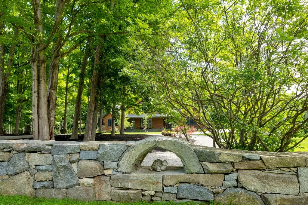 177 Winnicut Road Greenland NH 03840