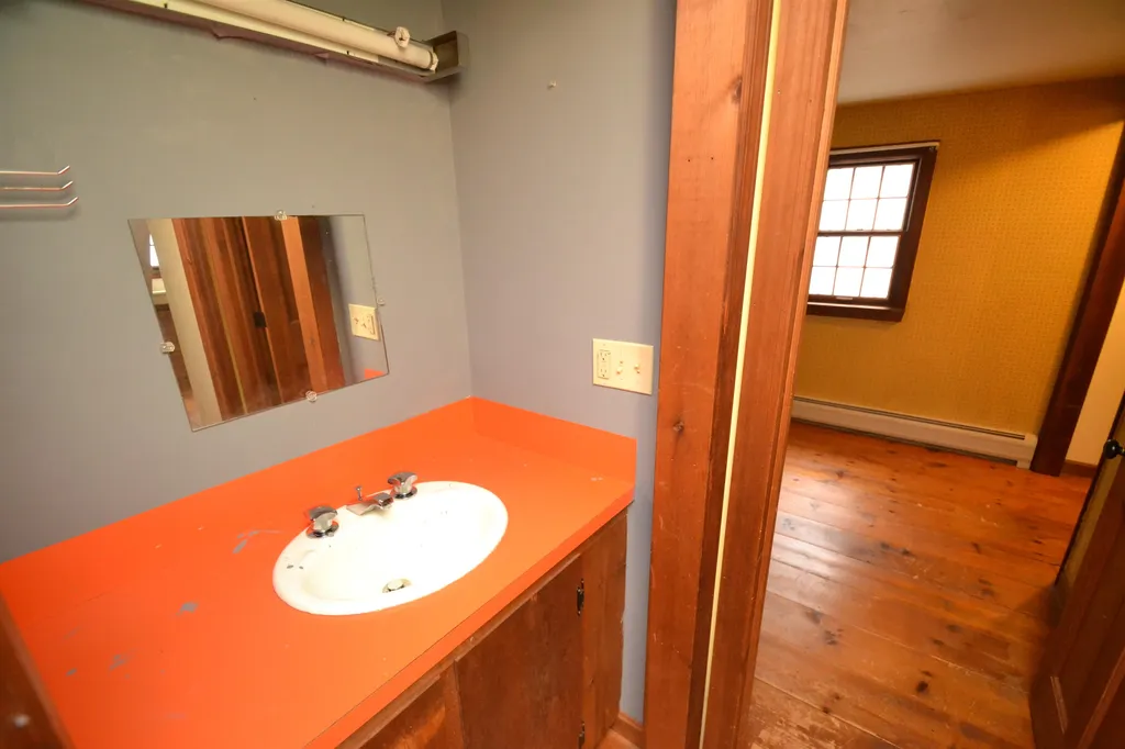 164 Clark Road Fayston VT 05673