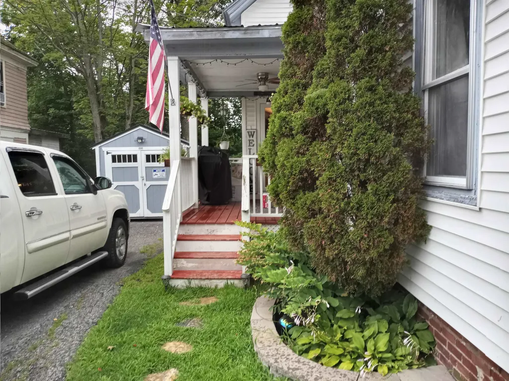 56 Summer Street Newport NH 03773