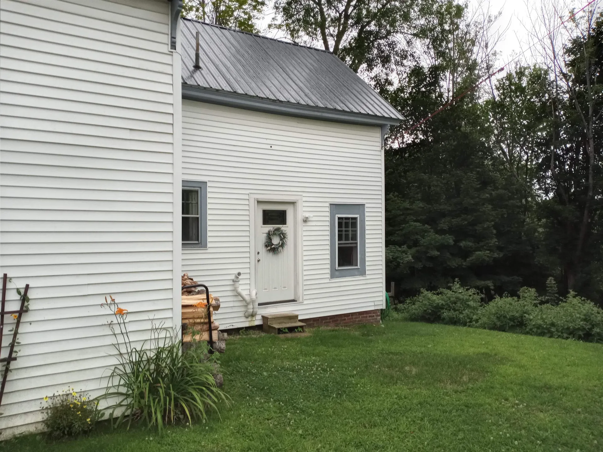 56 Summer Street Newport NH 03773