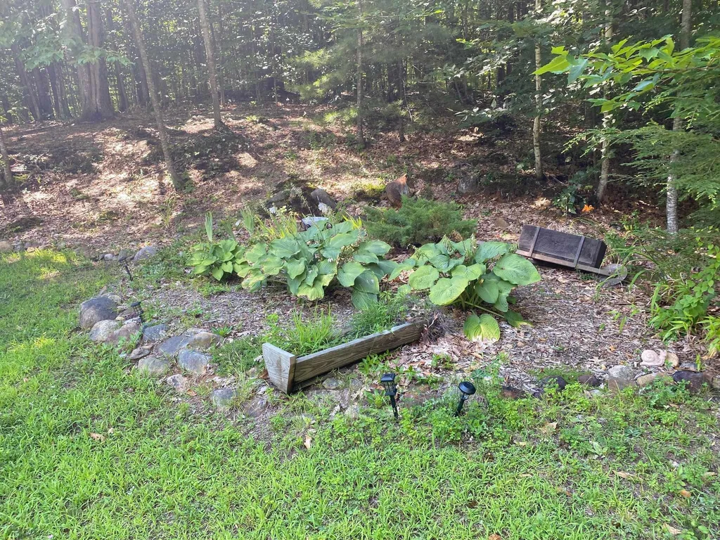 123 Gettings Road Weare NH 03281