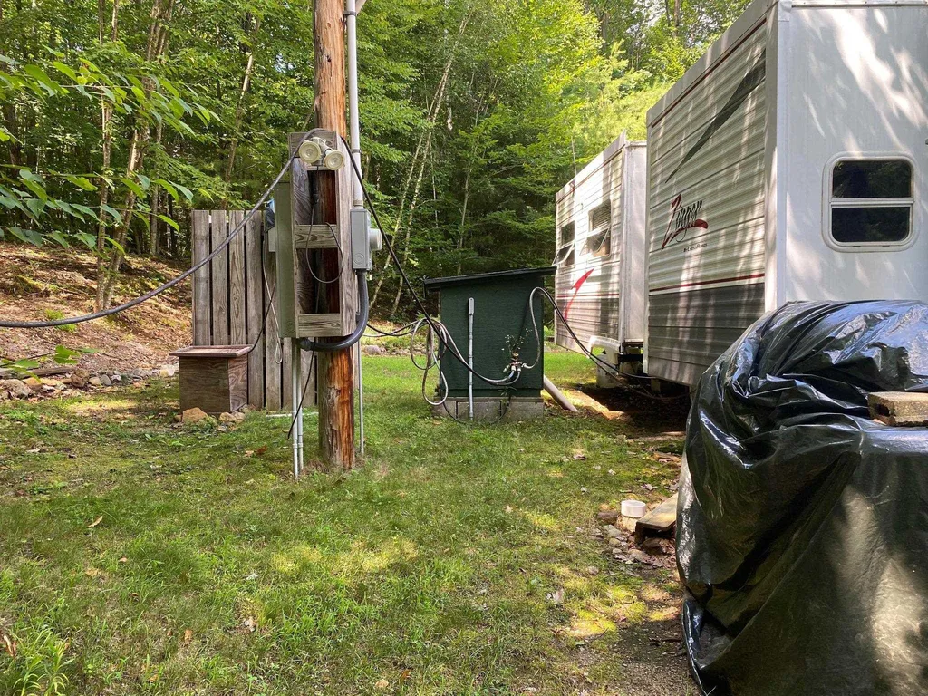 123 Gettings Road Weare NH 03281