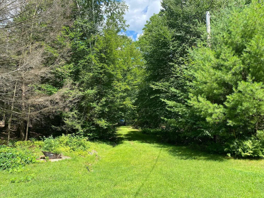 123 Gettings Road Weare NH 03281