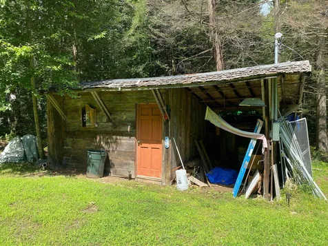123 Gettings Road Weare NH 03281