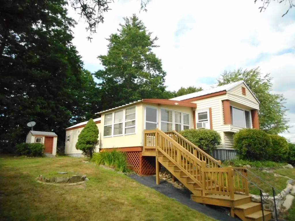 290 Calef Highway Epping NH 03042