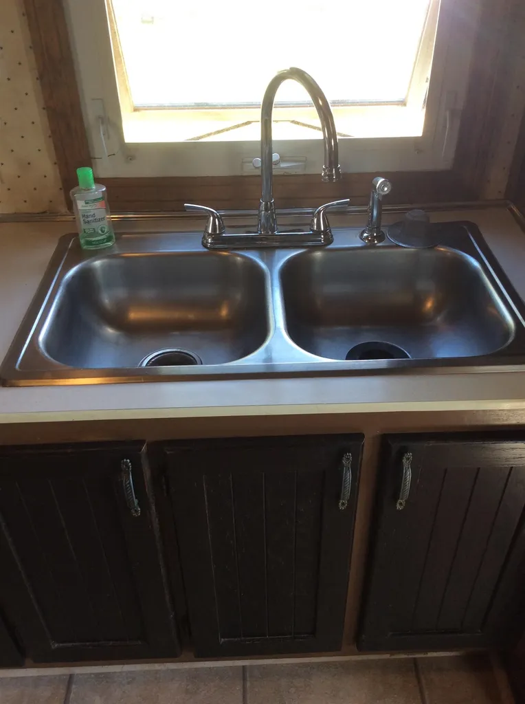 290 Calef Highway Epping NH 03042