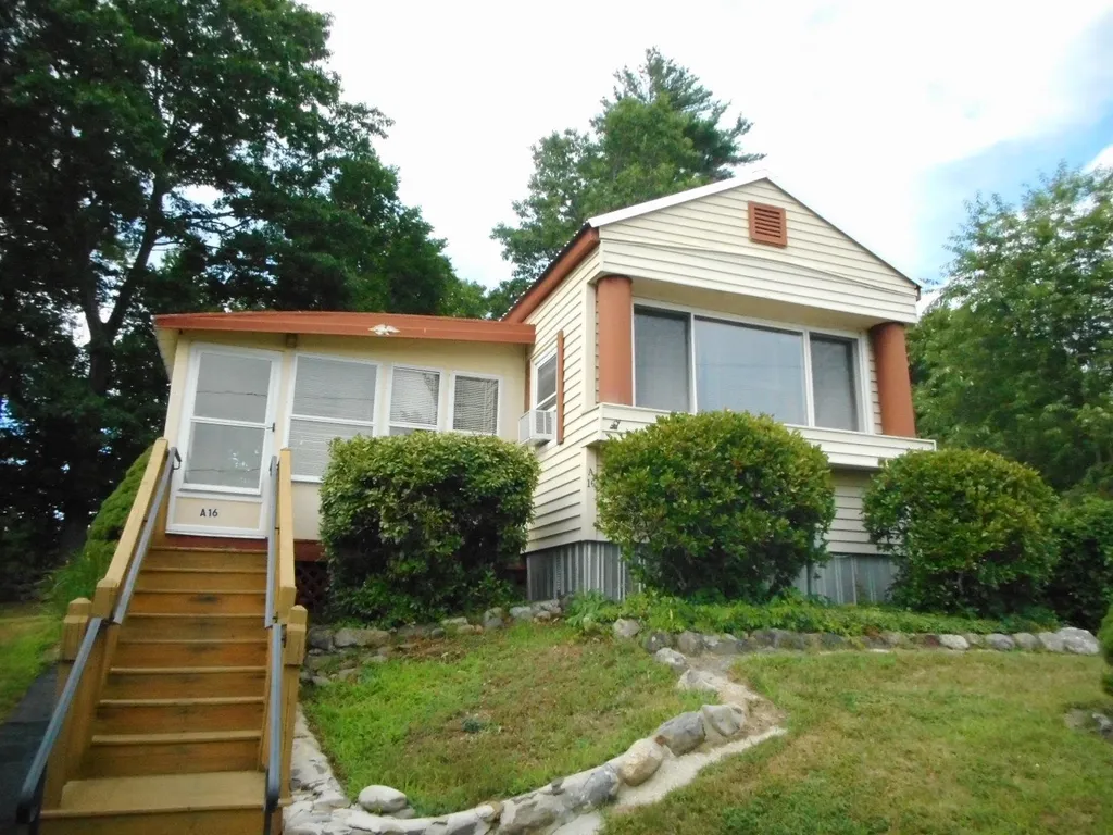 290 Calef Highway Epping NH 03042